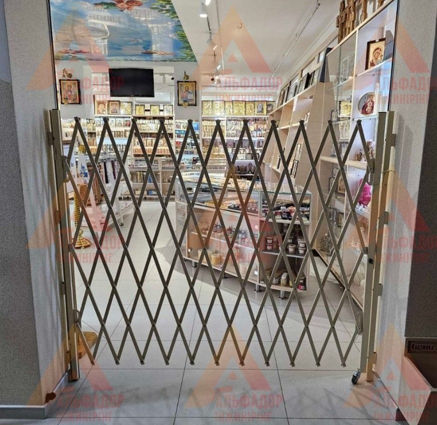 Безрамна стаціонарна розсувна решітка "Pro" 10